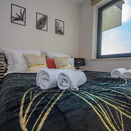Inpoint 2-rooms With Bath, Balcony, Parking And View - Wawel Castle Apartamento