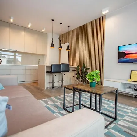 Inpoint 2-rooms With Bath, Balcony, Parking And View - Wawel Castle *