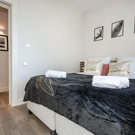 Inpoint 2-rooms With Bath, Balcony And View - Wawel Castle Appartement