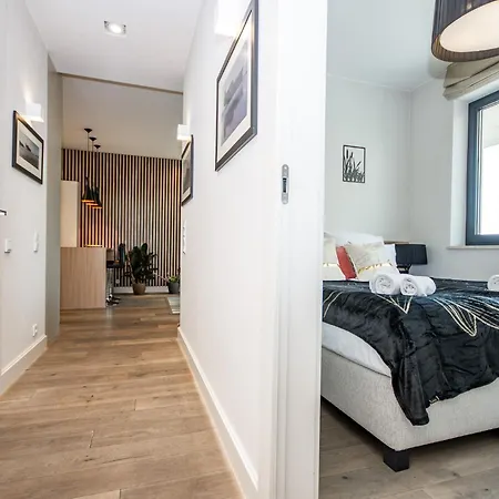 Inpoint 2-rooms With Bath, Balcony And View - Wawel Castle Cracovie