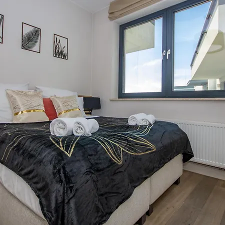 Inpoint 2-rooms With Bath, Balcony And View - Wawel Castle *