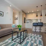 Inpoint 2-rooms With Bath, Balcony And View - Wawel Castle